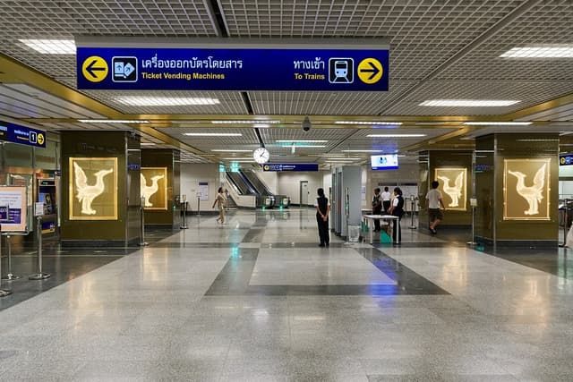 ชีวิตดี — ที่ตั้งใกล้ MRT อิสรภาพ