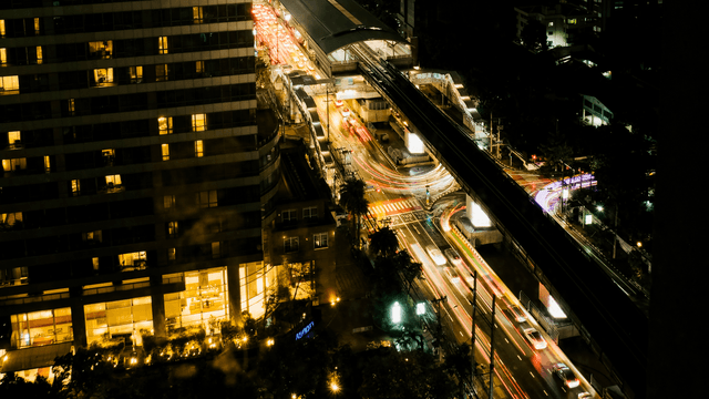 Moments above the City from Thaiware Office (3)