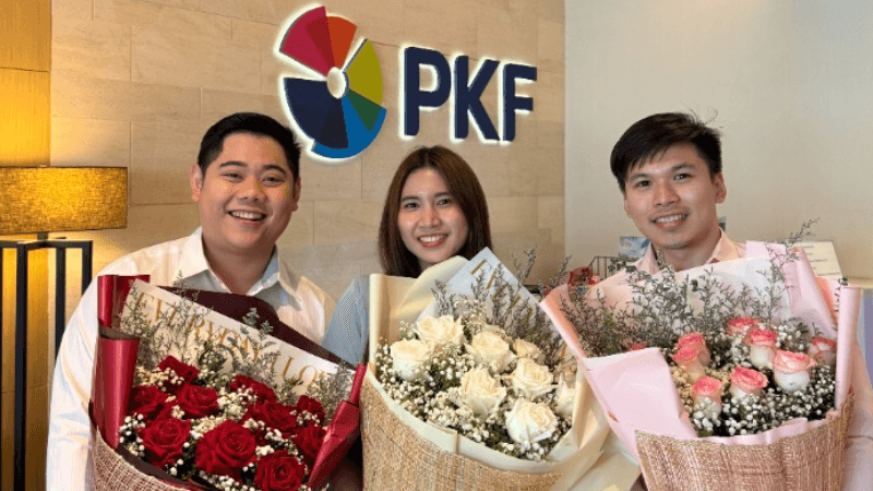 เงินดี — ทีมแข็งแรง สวัสดิการดี เงินเดือนเติบโตชัดเจน—เพราะเราเชื่อว่าความทุ่มเทของคุณควรได้รับผลตอบแทนที่คู่ควร