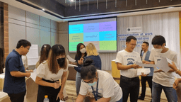 งานดี — เราให้ความสำคัญกับการพัฒนาพนักงาน การทำงานเป็นทีม การสร้างความไว้ว่างใจระหว่างกัน