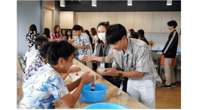 Good Community (2)