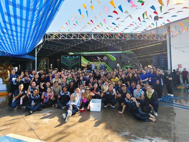 สังคมดี — Songkran Day