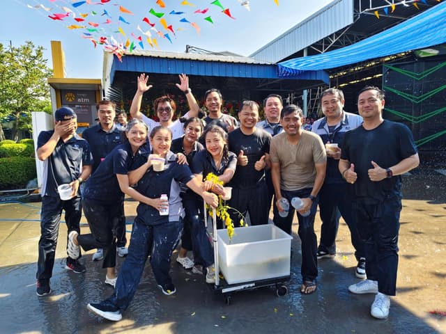 สังคมดี — Songkran Day