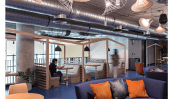 Co-Working Space & Meeting Room (18)