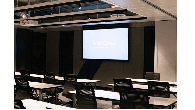 Co-Working Space & Meeting Room (23)