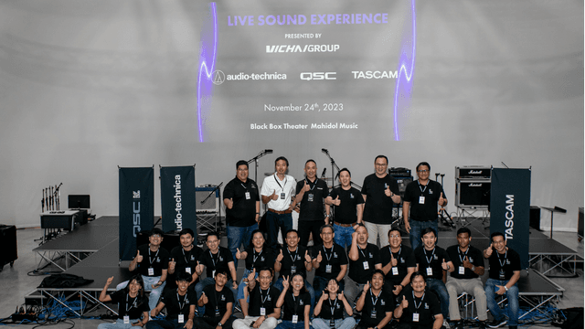 งานดี — บรรยากาศ งาน "𝐋𝐢𝐯𝐞 𝐒𝐨𝐮𝐧𝐝 𝐄𝐱𝐩𝐞𝐫𝐢𝐞𝐧𝐜𝐞 𝐏𝐫𝐞𝐬𝐞𝐧𝐭𝐞𝐝 𝐛𝐲 𝐕𝐢𝐜𝐡𝐚𝐢 𝐆𝐫𝐨𝐮𝐩" งานเปิดตัวสินค้าใหม่จากแบรนด์ QSC L Class Series, #TASCAM SonicView Series และ Audio-Technica ATS99 จัดขึ้นที่ Black Box Theatre, มหาวิทยาลัยมหิดล ศาลายา